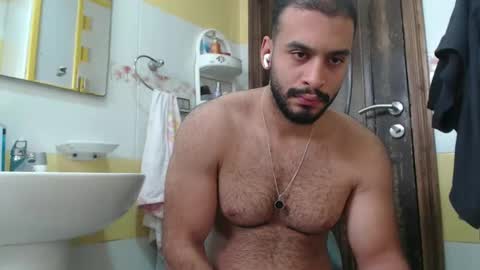 Snapshot of ganzabi chatting on May 8, 2:44 pm Ganza online show from May 8, 2:44 pm