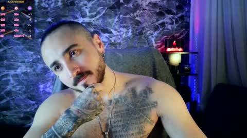 Chris  Dont forget to gift me thumb up Its very important to me and makes me happy AF  online show from March 4, 6:15 am