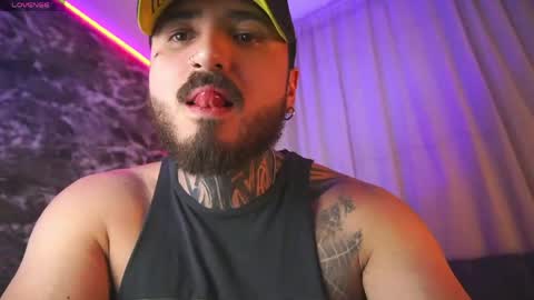 Chris  Dont forget to gift me thumb up Its very important to me and makes me happy AF  online show from April 14, 6:08 am