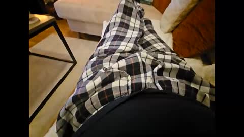 Snapshot of garbis11 chatting on November 1, 8:27 am garbis11 online show from November 1, 8:27 am