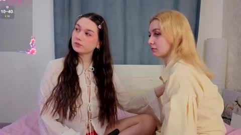 Violla online show from April 13, 3:34 am