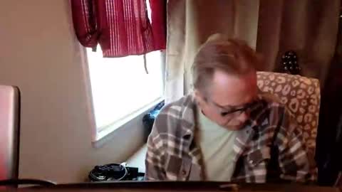 garnettrobert438 online show from January 17, 6:33 pm