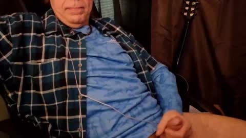 garnettrobert438 online show from February 11, 8:14 pm