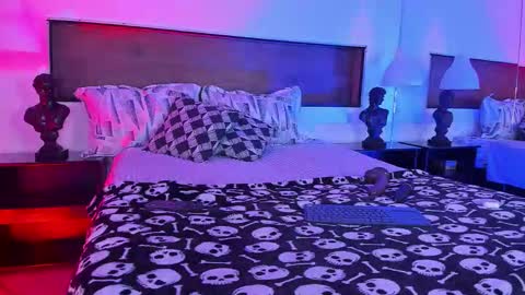  Usagi  online show from February 26, 9:03 pm