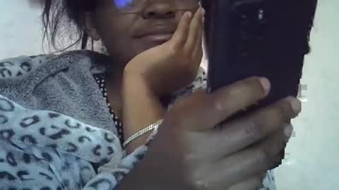 gasielah online show from April 12, 8:08 am