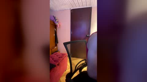 gatita_033 online show from April 14, 11:16 am