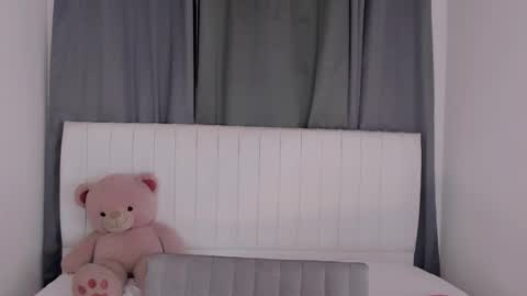 Vnecis Marn online show from October 24, 11:56 pm