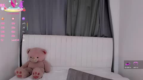 Vnecis Marn online show from November 18, 6:45 pm