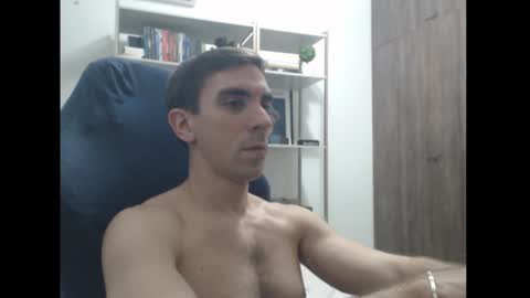 Snapshot of gatosarado23 chatting on December 19, 1:50 am gatosarado23 online show from December 19, 1:50 am