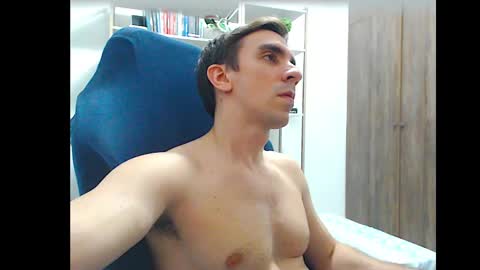 Snapshot of gatosarado23 chatting on October 5, 5:28 am gatosarado23 online show from October 5, 5:28 am