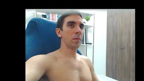Snapshot of gatosarado23 chatting on October 6, 3:48 am gatosarado23 online show from October 6, 3:48 am