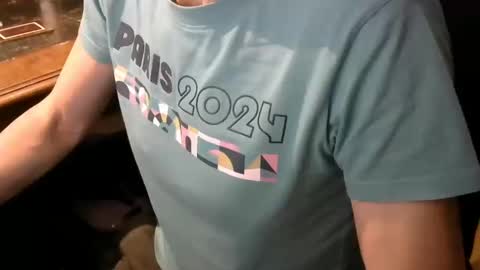 Snapshot of gay_slave_on_cam chatting on December 6, 5:44 pm gay slave on cam online show from December 6, 5:44 pm