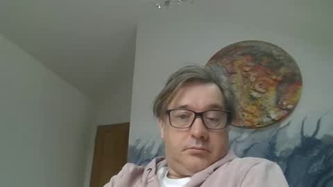 Snapshot of gazzaboy123 chatting on December 12, 10:13 am gazzaboy123 online show from December 12, 10:13 am