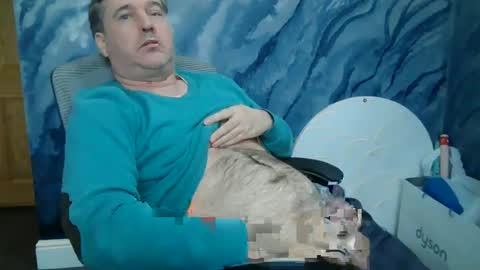 Snapshot of gazzaboy123 chatting on February 3, 12:57 pm gazzaboy123 online show from February 3, 12:57 pm