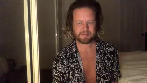 gcsurfer81 online show from October 27, 9:02 am