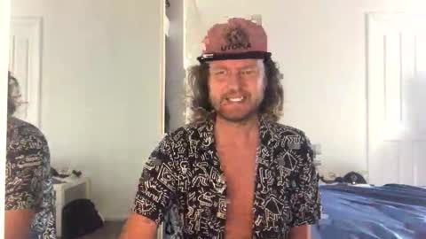 Snapshot of gcsurfer81 chatting on March 2, 6:47 am gcsurfer81 online show from March 2, 6:47 am