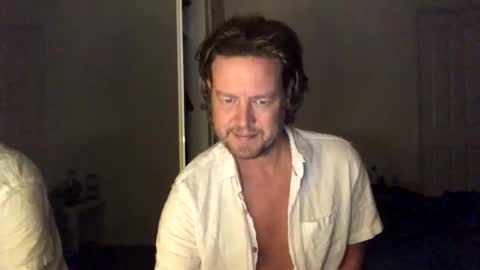 gcsurfer81 online show from April 28, 7:24 am
