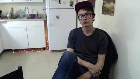 Snapshot of gdanch chatting on January 2, 10:55 pm G online show from January 2, 10:55 pm