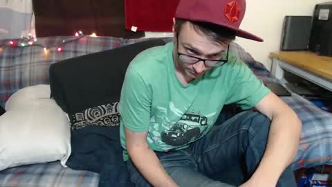 Snapshot of gdanch chatting on January 18, 12:57 am G online show from January 18, 12:57 am