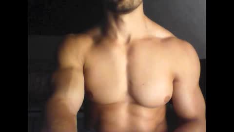 Gecko946915 online show from May 15, 6:48 pm