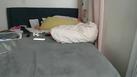 Snapshot of geishapaige chatting on February 14, 6:02 am The Empress online show from February 14, 6:02 am