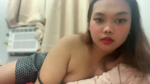 Snapshot of gel_bailey chatting on February 21, 1:23 pm CALL ME GEL online show from February 21, 1:23 pm