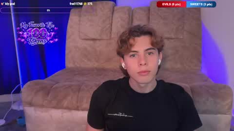 Snapshot of gemdominus chatting on July 21, 12:35 am Gem Dominus online show from July 21, 12:35 am