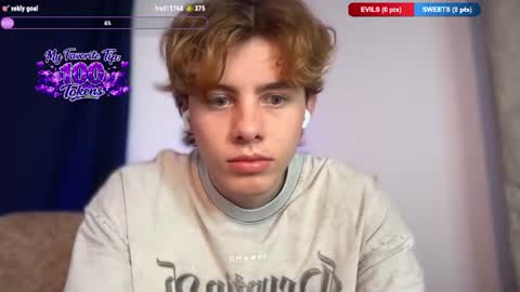 Snapshot of gemdominus chatting on July 22, 12:35 am Gem Dominus online show from July 22, 12:35 am