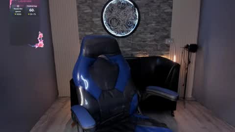 gemma18_ online show from June 3, 11:10 pm