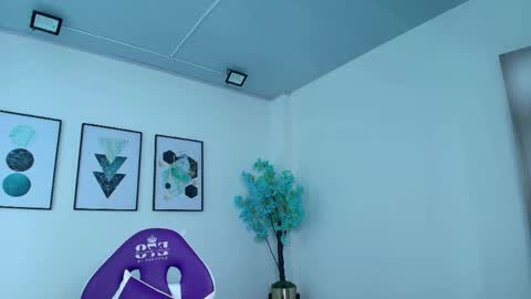 Gemma  online show from April 12, 11:37 am