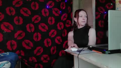 Snapshot of gemma_exotic chatting on May 8, 10:31 am gemma_exotic online show from May 8, 10:31 am