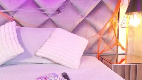 Snapshot of gemma_sm chatting on October 21, 3:07 am Maria online show from October 21, 3:07 am
