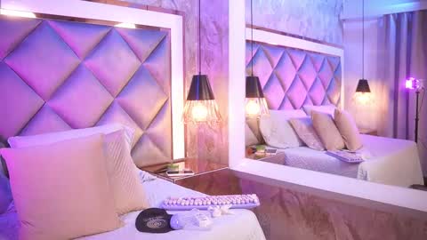 Snapshot of gemma_sm chatting on February 11, 3:22 am Maria online show from February 11, 3:22 am