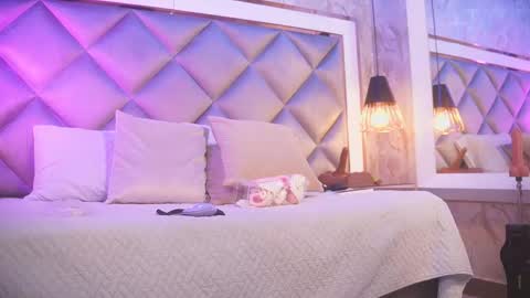 Snapshot of gemma_sm chatting on February 17, 3:03 am Maria online show from February 17, 3:03 am