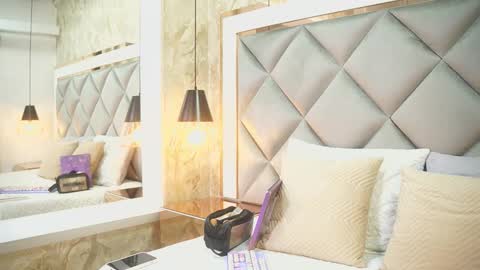 Snapshot of gemma_sm chatting on February 23, 3:04 am Maria online show from February 23, 3:04 am