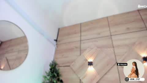    online show from March 8, 10:24 pm