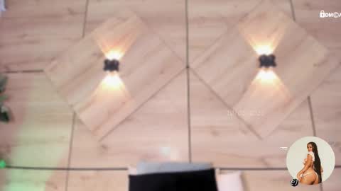    online show from March 10, 10:45 pm