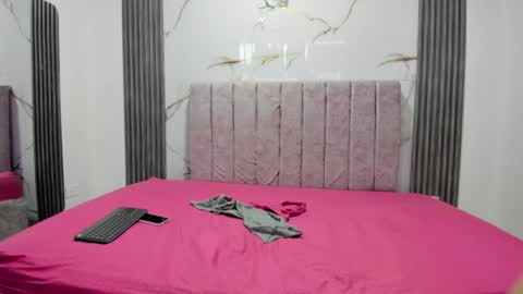Snapshot of gendy_lovers chatting on July 13, 2:53 pm gendy_lovers online show from July 13, 2:53 pm