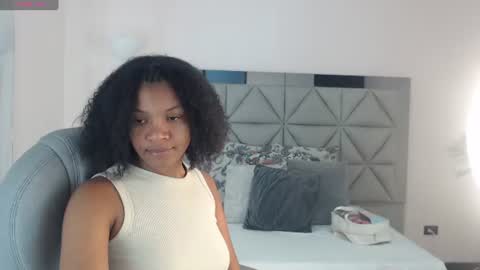 Snapshot of genesis_moretz chatting on June 24, 5:17 am GENESIS online show from June 24, 5:17 am