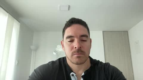 genesis_wb online show from December 8, 8:47 pm