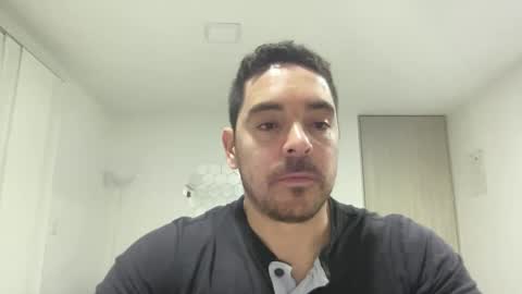 genesis_wb online show from December 18, 1:59 am