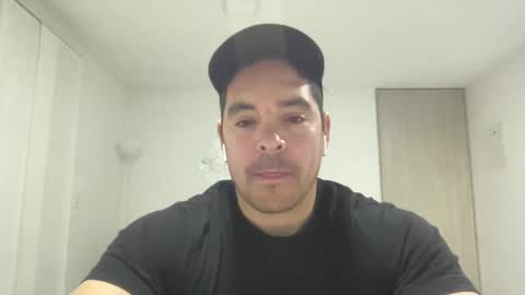 genesis_wb online show from March 3, 3:19 am