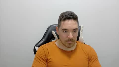 genesis_wb online show from October 25, 10:48 pm