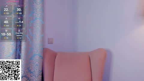 Emily online show from April 7, 5:57 pm