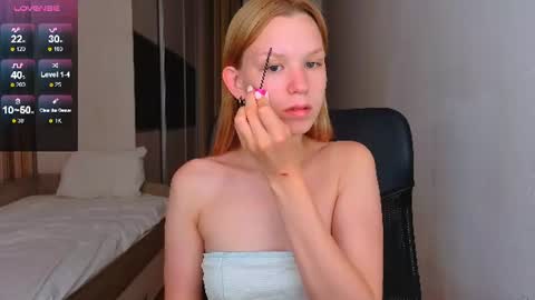 Snapshot of gentle_angel_melissa chatting on August 3, 10:43 am Melissa online show from August 3, 10:43 am