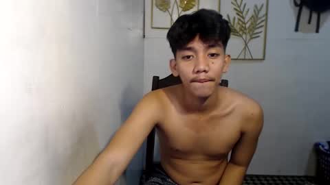 Rayl online show from October 4, 5:33 pm