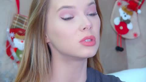 GentleRossi online show from November 28, 3:25 pm