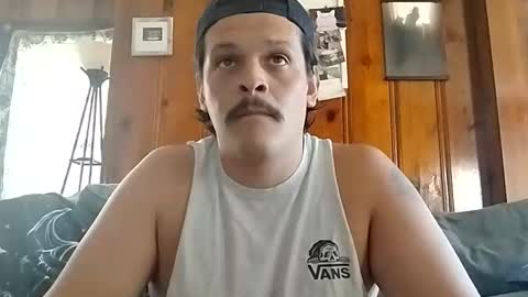 Snapshot of geofferyearlmarsh chatting on October 23, 8:07 pm geofferyearlmarsh online show from October 23, 8:07 pm