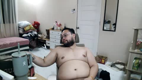 ChubbyG online show from October 29, 12:02 am