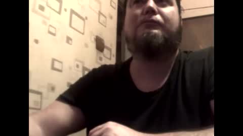 Snapshot of george84xxx chatting on October 8, 7:33 pm GeOOXXX online show from October 8, 7:33 pm